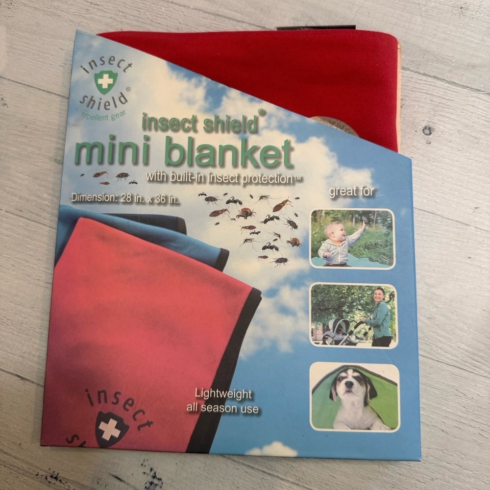 Insect Shield Protection Bug and Insect Repellent Blanket Mini 28" x 36" red NEW